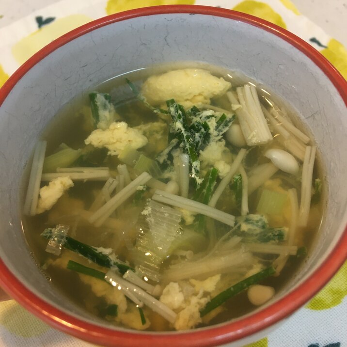 ニラとエノキのたまごスープ